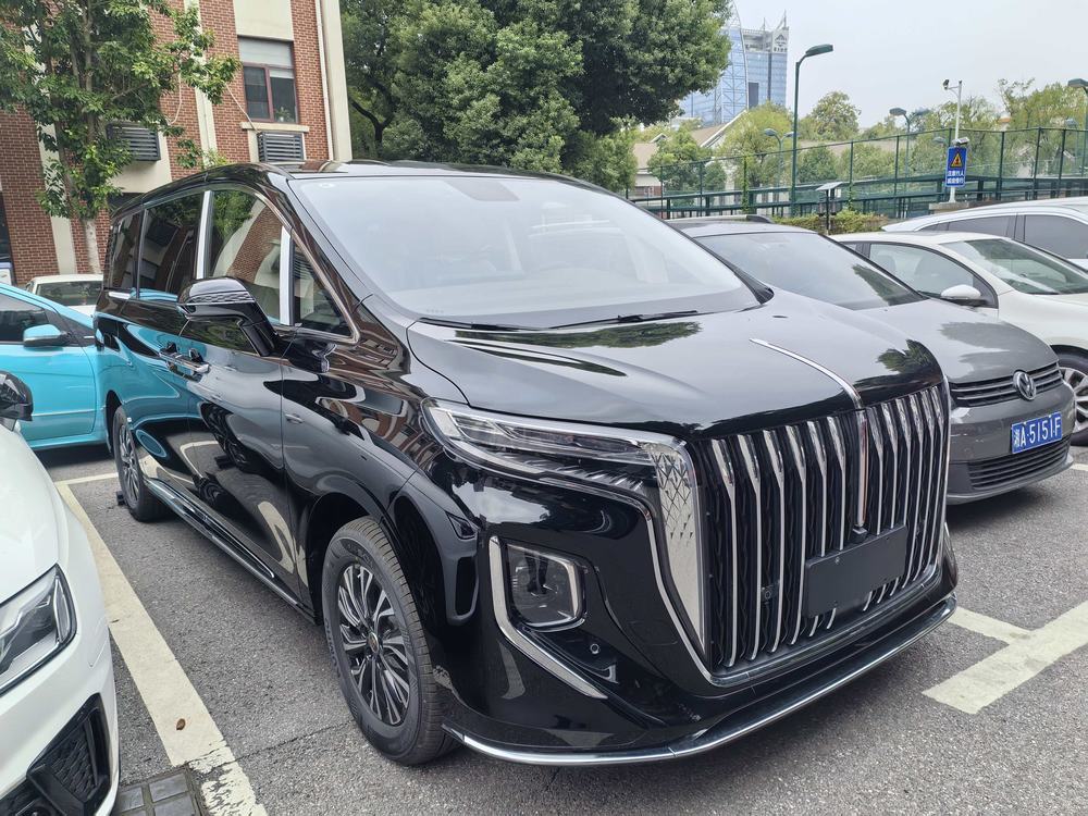 红旗HQ9 HEVP油电混合动力版商务车租赁服务